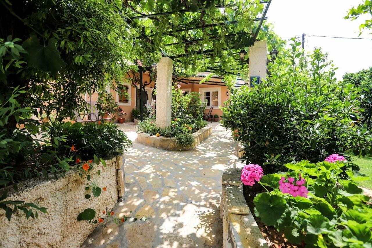 منزل الضيف Kastellanoi   في Garden House Kastellani المظهر الخارجي الصورة